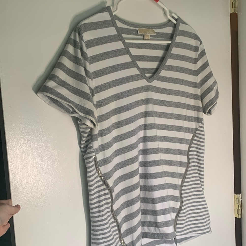Michael Kors t-shirt with zipper XL